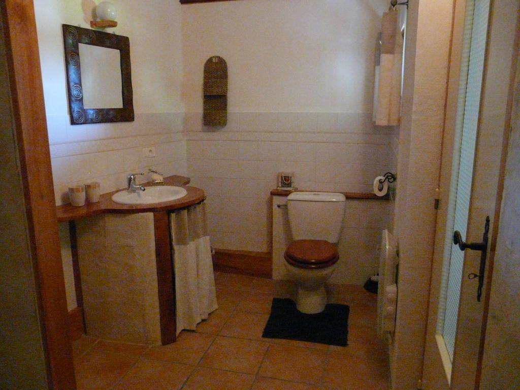 Chambre D'Hotes Grange De La Bastide Laveissiere Luaran gambar